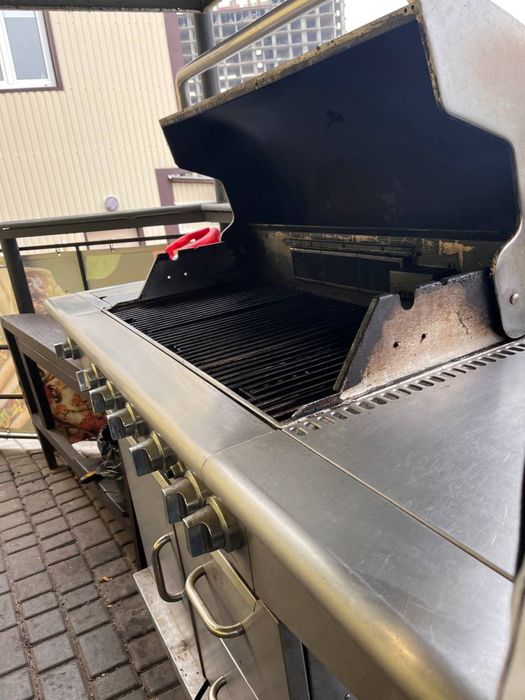Гриль газовий , німецького виробництва. В роботі був 1 рік