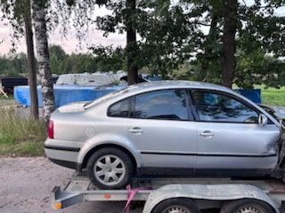 Volkswagen Passat B5 1.9 TDI 115KM przeznaczony na części