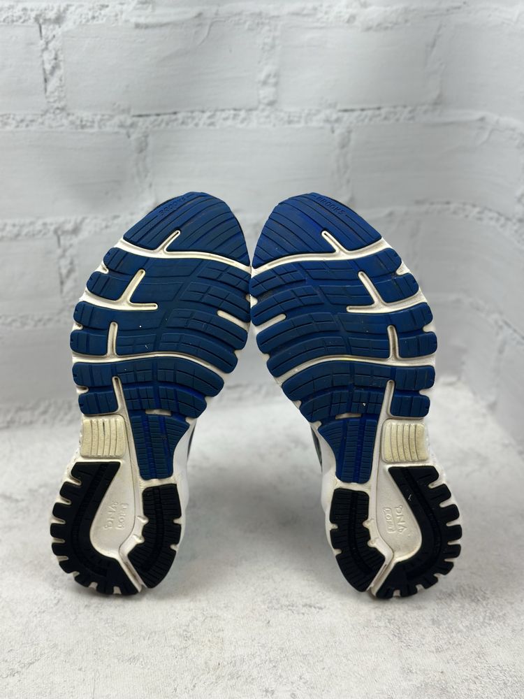 Чоловічі спортивні бігові кросівки Brooks Adrenaline 44p