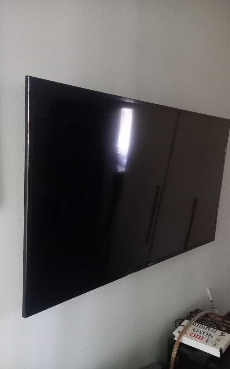 Samsung 4K 50 дюймів