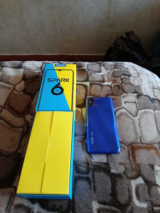 Tecno Spark 6 Go, 4/64 ГБ