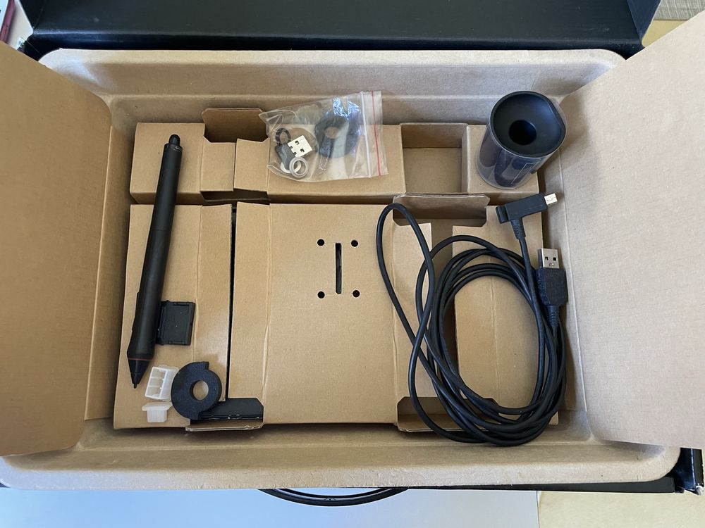 Tablet Gráfico Wacom Intuos Pro S
