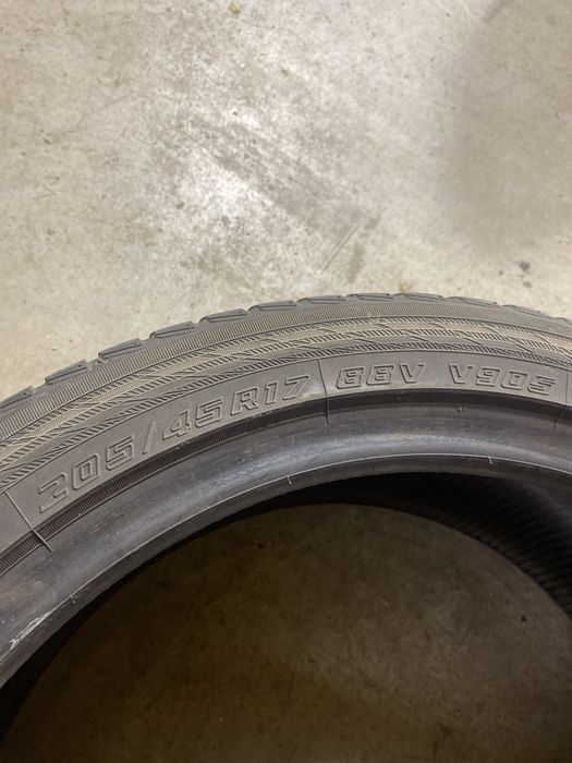 6. Opony zimowe yokohama bluearth 205/45r17 komplet wysylam