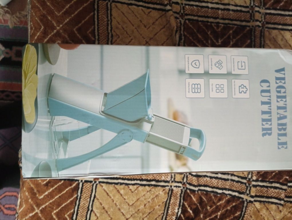 Продам овощерезку.