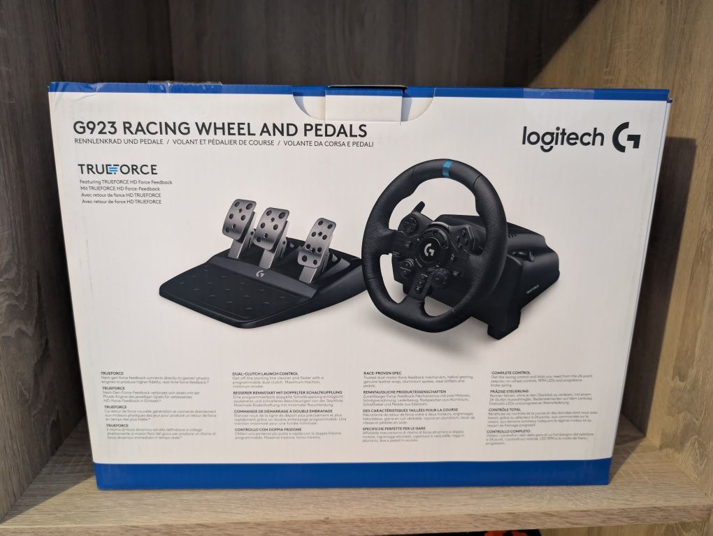 Kierownica Logitech g923 jak nowa