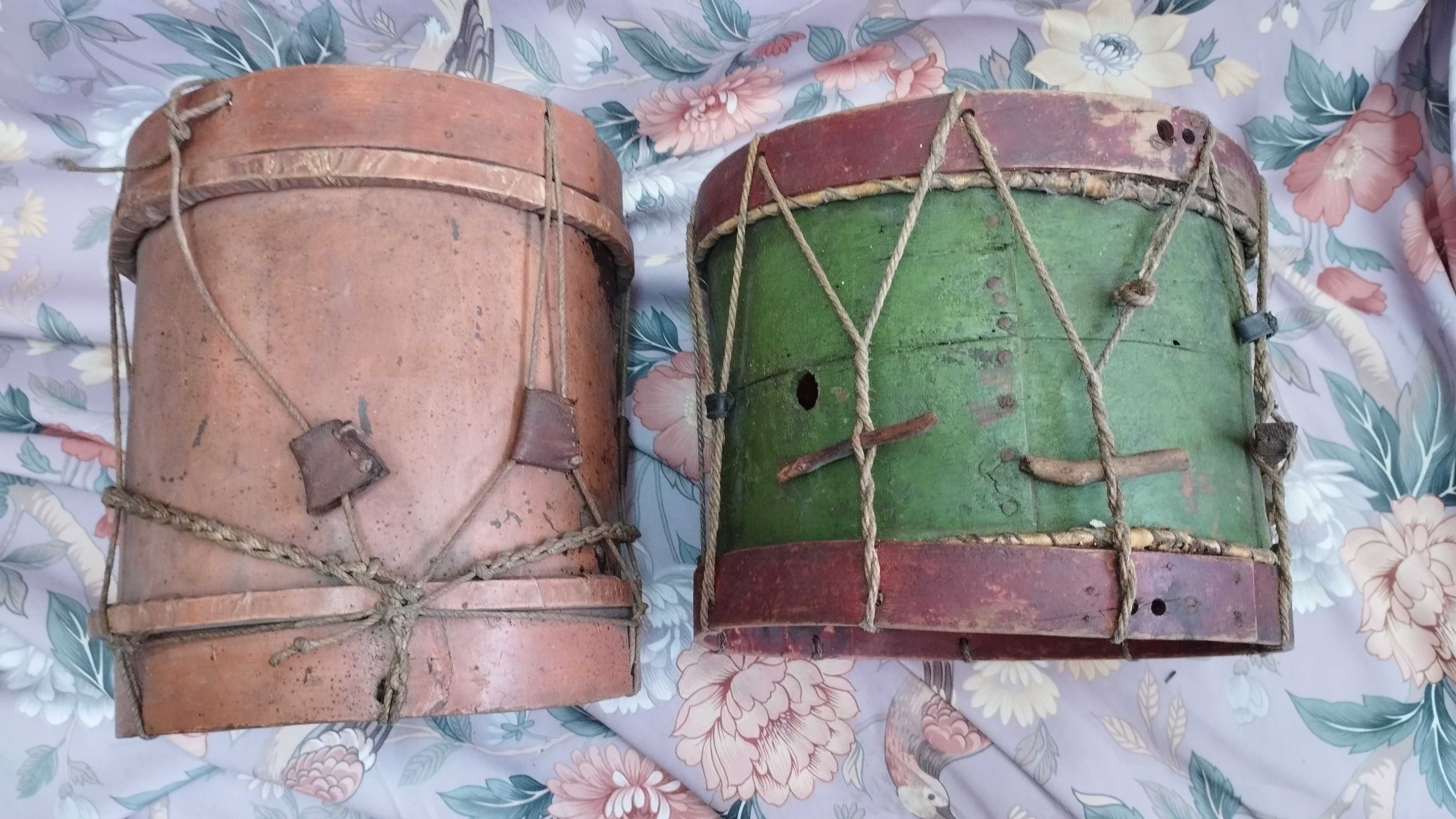 2 Tambores antigos