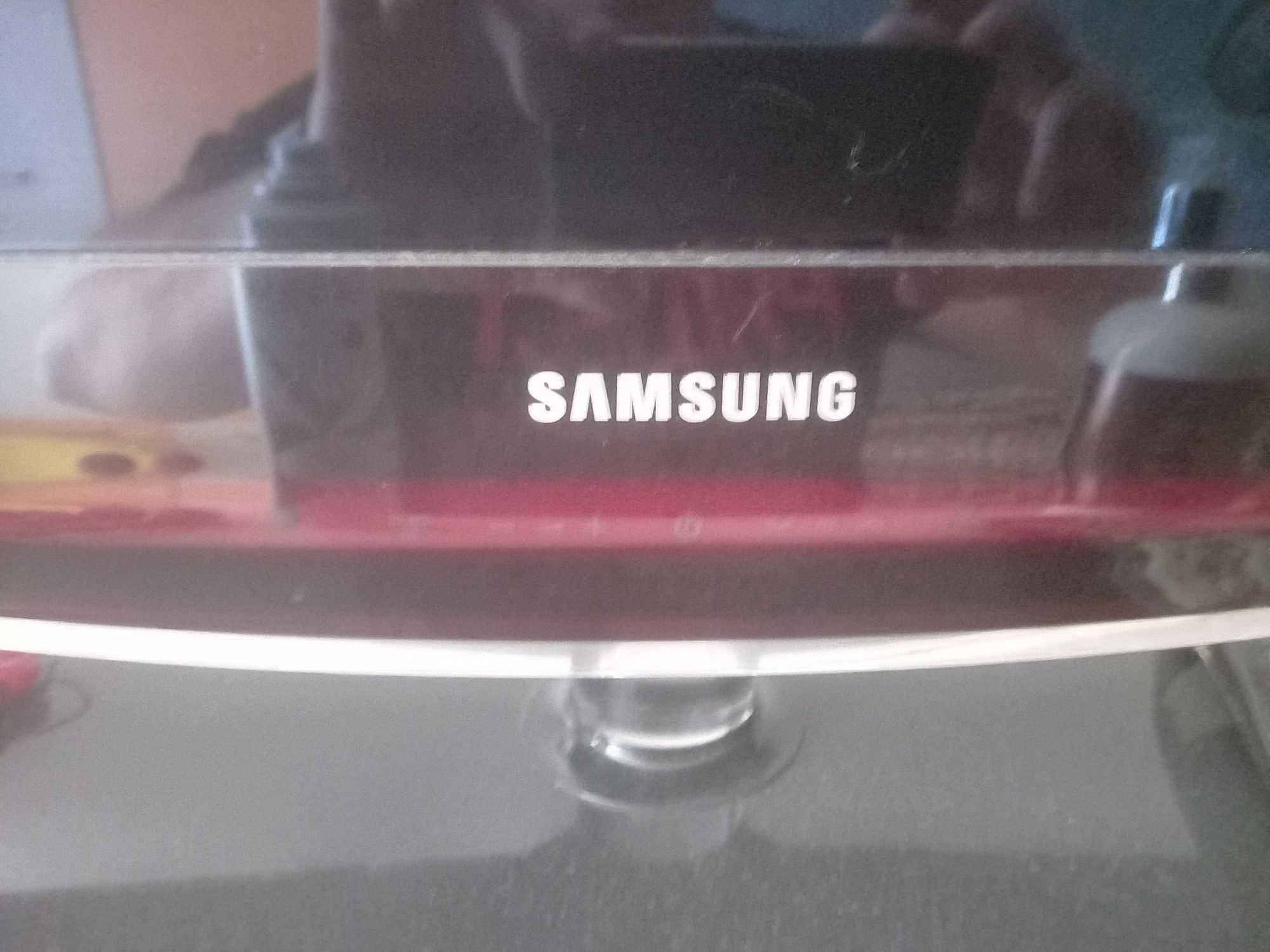 Samsung czarna obudowa.
