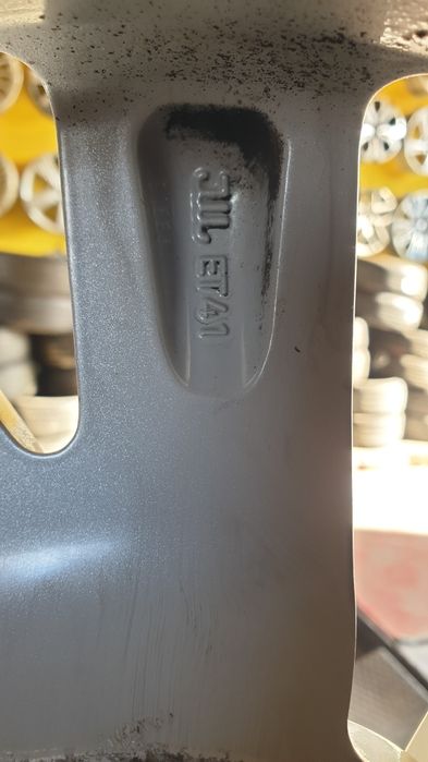 Felgi Aluminiowe 5x112 6,5Jx16 ET41 Volkswagen B8 Audi Seat Skoda