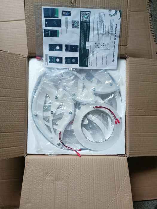 Nowy żyrandol sufitowy LED MYYCX 80w pilot, aplikacja 80cm 3 barwy