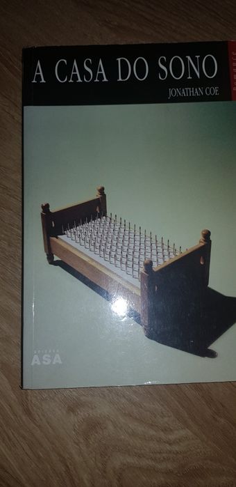 Vendo livro "A casa do Sono", Jonathan Coe, em bom estado