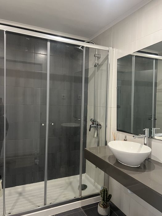 Alugo apartamento t3 Sobreda! Entrada em novembro. 2 rendas e 1 caução