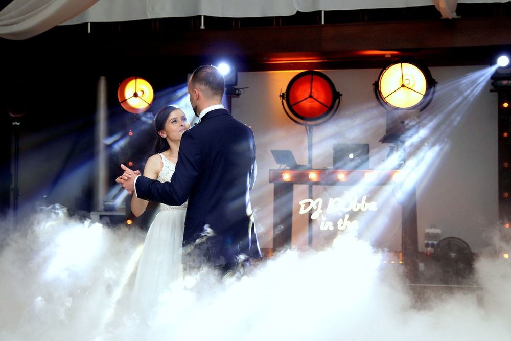 Foto&Film / fotograf kamerzysta na ślub / wesele / chrzciny / urodziny