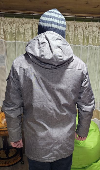 Куртка підліткова в гарному стані