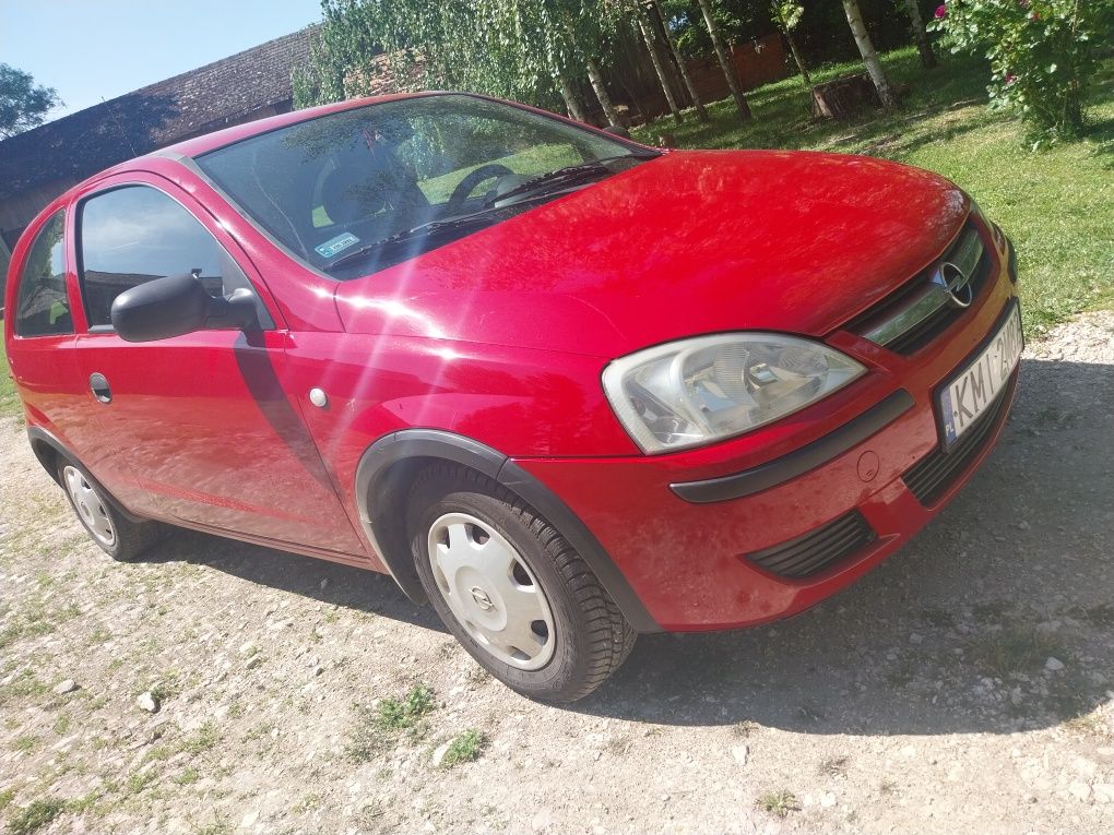 Opel Corsa C 2004 r.
