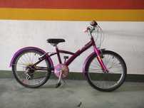 Bicicleta menina B'Twin