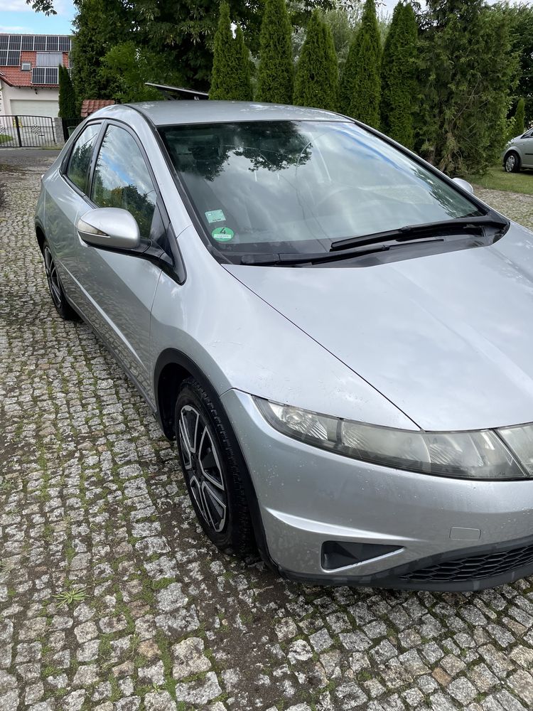 Honda Civic 5DR FK1