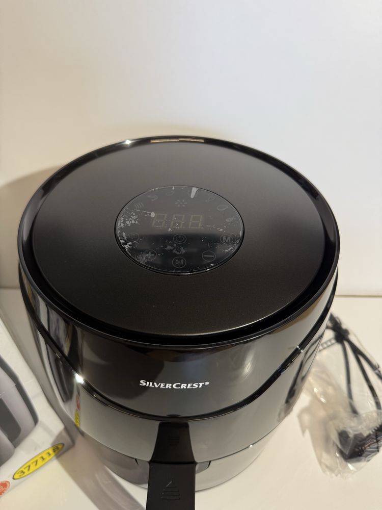 Мультипечь аэрогриль SHFD 1400 B2 Silver Crest 01