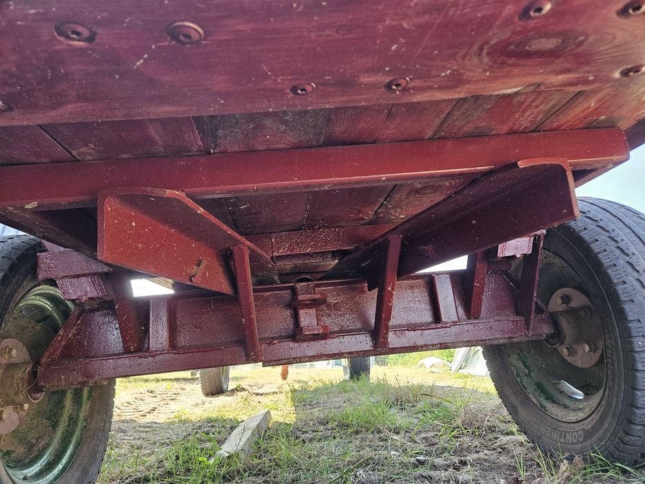 Fura wóz do ciągnika