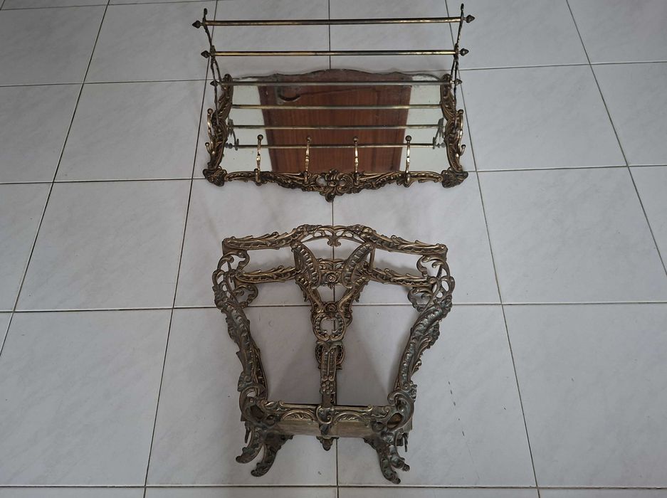 Conjunto de Chapeleiro / espelho e Bengaleiro vintage, Latão - anos 60