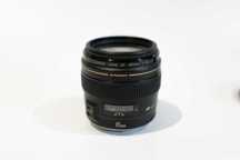 Canon EF 85mm 1.8 - com parasol