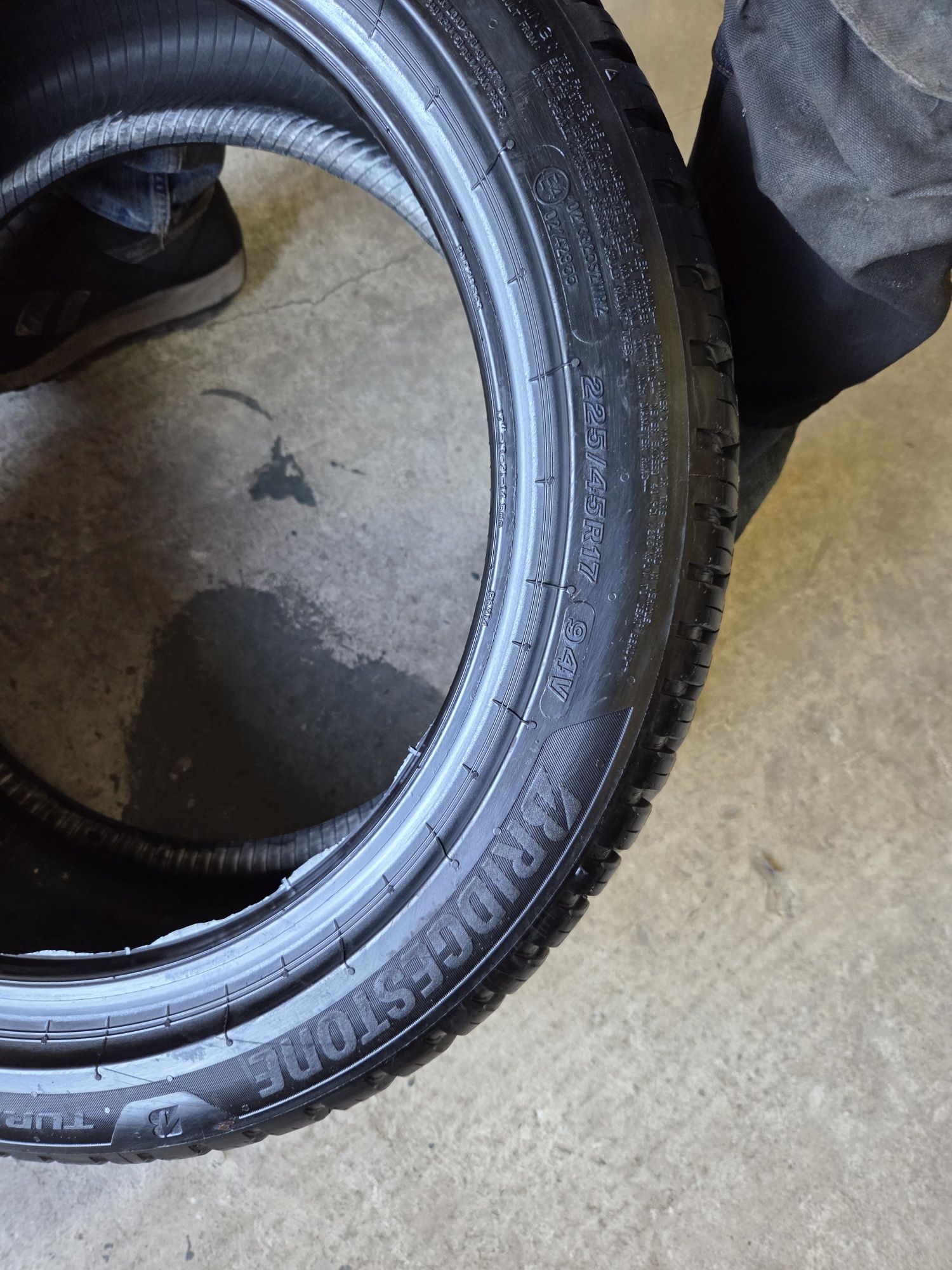 opony używane 225/45R17 Bridgestone Turanza Allseason 6 Enliten