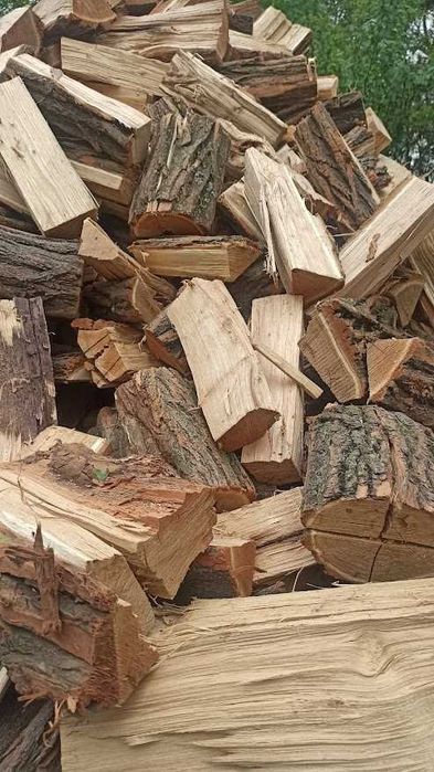 Дрова колотые рубаные метровки акация дуб береза Николаев
