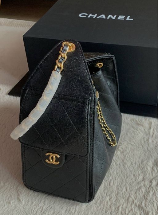 Torebka Chanel..