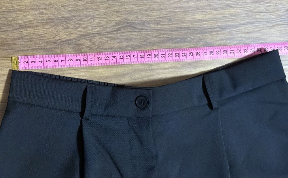 Штани з високою талією