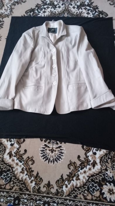 Шкіряна батальна куртка жіноча