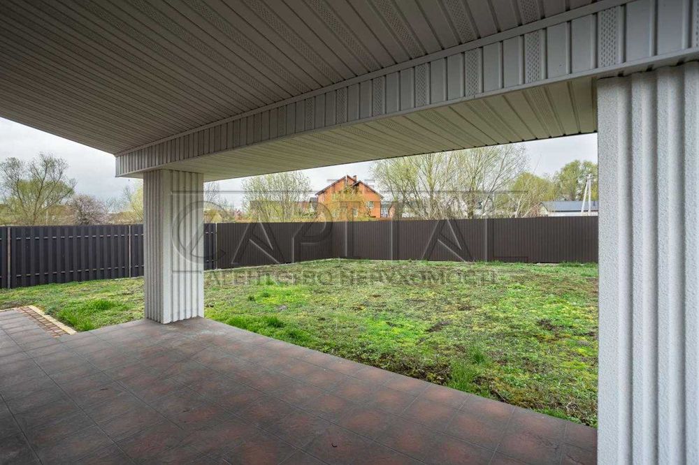 Продається будинок в селі Гнідин з ремонтом