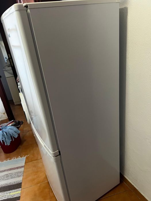 Frigorífico Combinado kunft KC3120WH