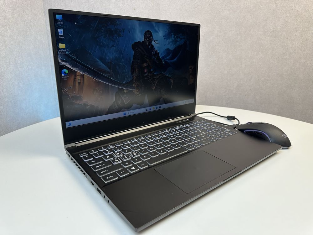 Electronics MATRIX RP-15 Nvidia RTX2060 Ryzen7 16ram 512ssd
