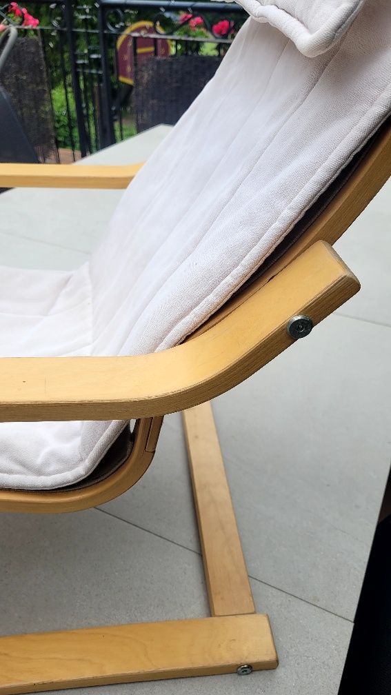 Fotel POÄNG  IKEA dla dziecka