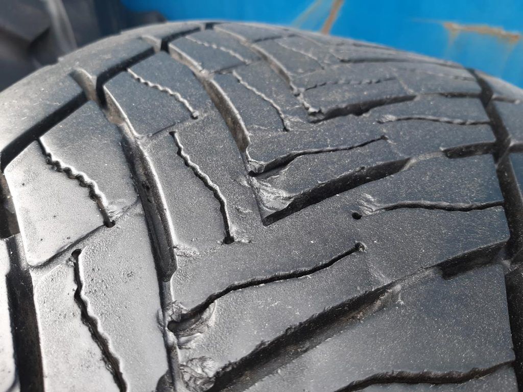Opona używana ciężarowa 295/80R22.5 GOODYEAR K MAX D 600zł C2480