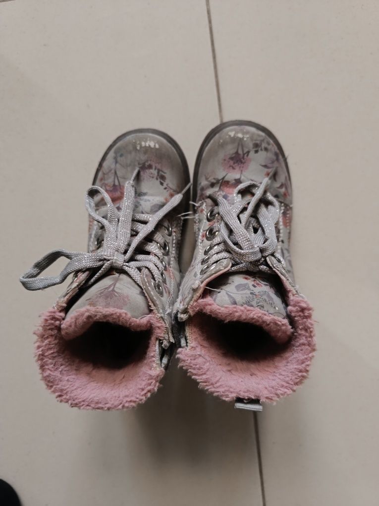 Buty dziewczęce botki rozmiar 26