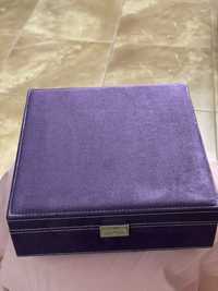 Шкатулка для украшений большая 26*26*8.5 бархатная фиолетовая