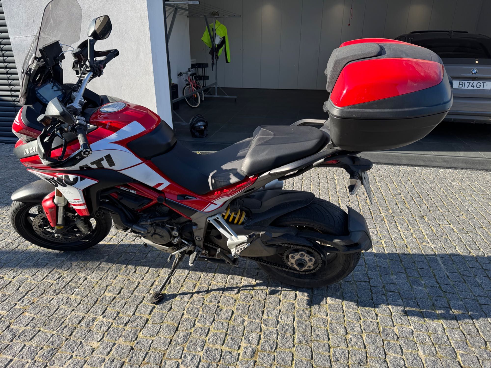 Ducati multistrada 1200S com malas