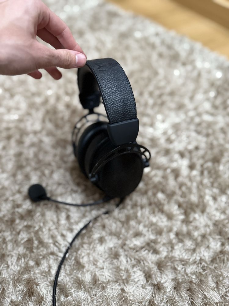 Auscultadores Gaming HyperX Cloud II