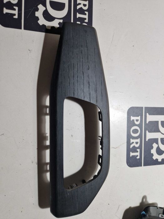 Накладка торпедо декоративная Audi A4 B9 2018 2021 2022 2023