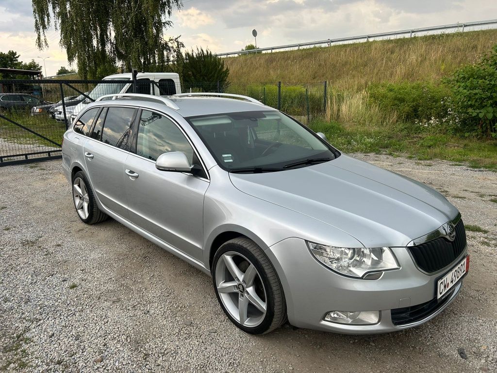Skoda Superb 1,4 tsi 125ps Xenon Navi alu 18