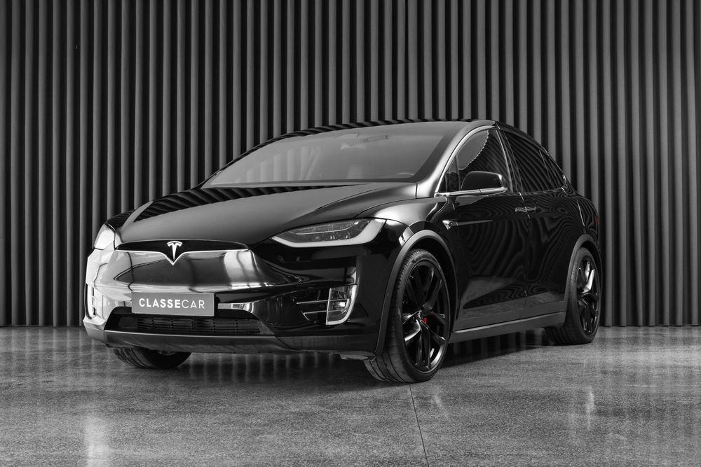 Tesla Model X Ludicrous Performance