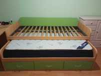 Cama dupla juvenil com gavetas