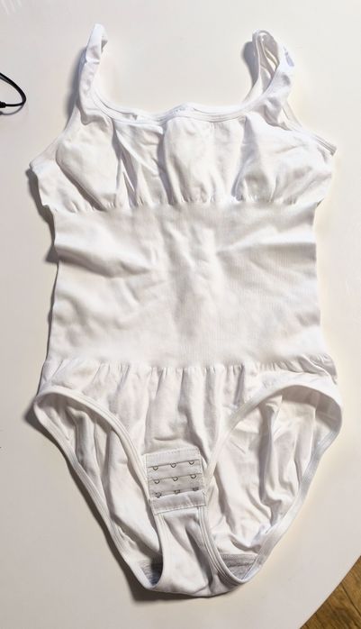 Nowe body wyszczuplające modelujące sylwetkę rozmiar XL 42