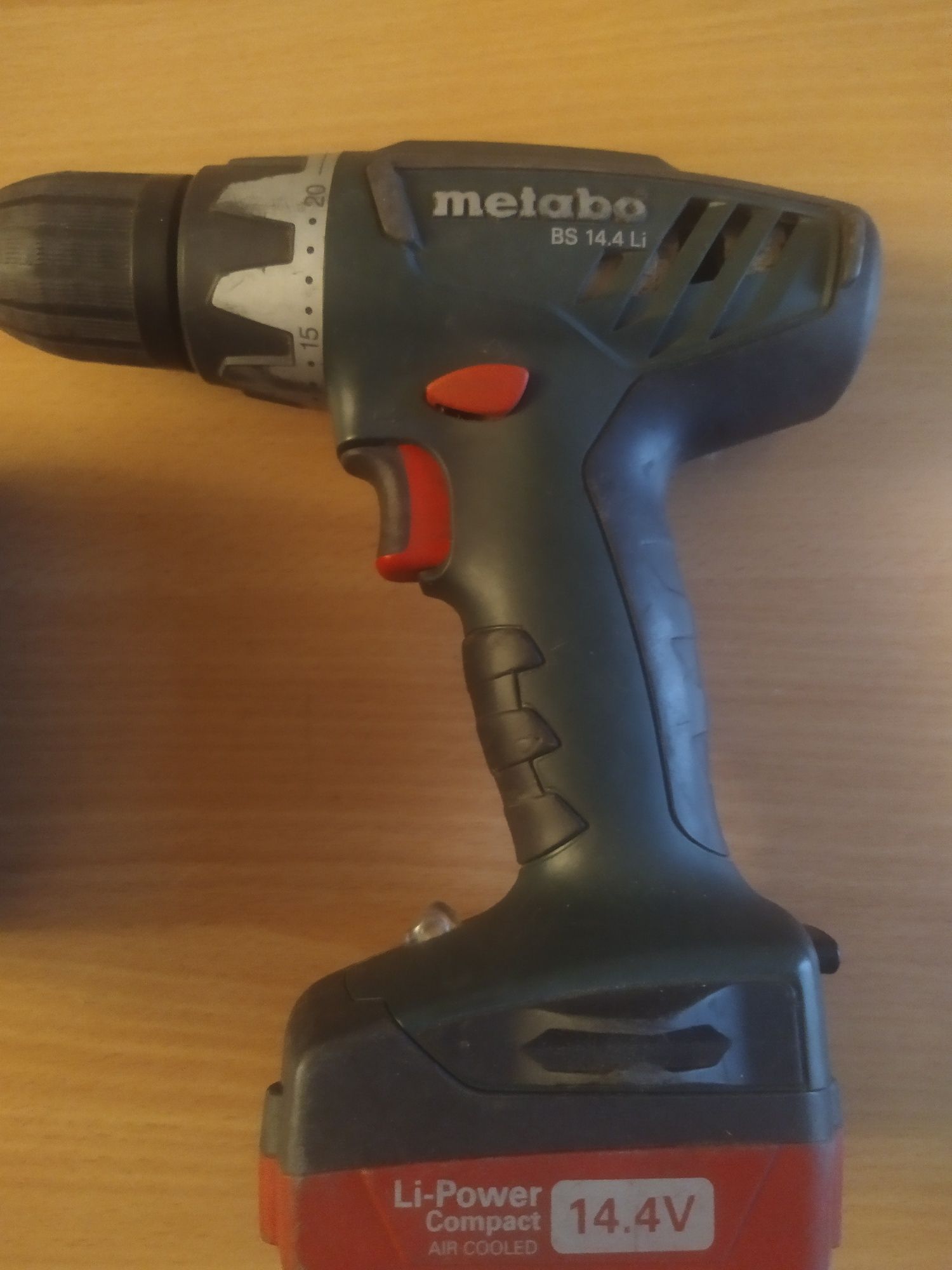 Шуруповёрт Metabo BS 14.4 (D-72622)