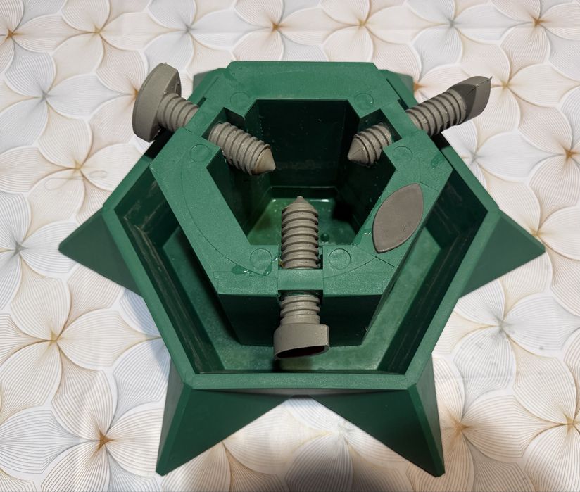 Regulowany uniwersalny stojak podstawa choinka 9,5 cm