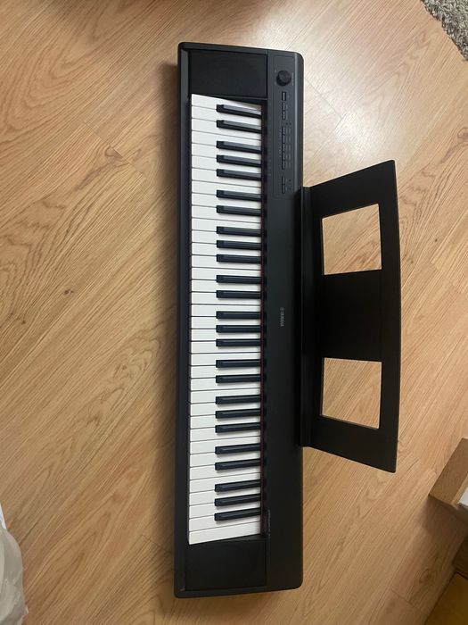 teclado com suporte como novo!