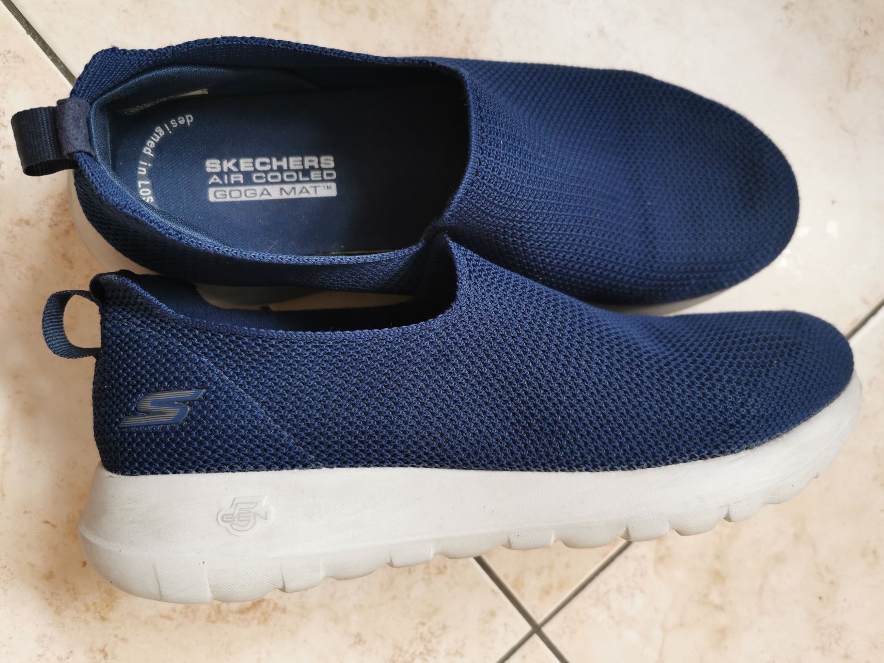 Buty Skechers Modulating