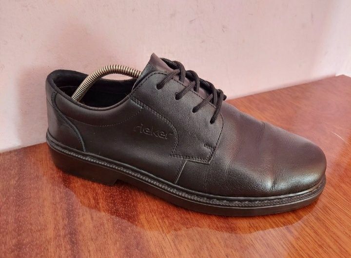 Туфли мужские кожаные  Rieker clarks оригинал

Стан класний 

Розмір п