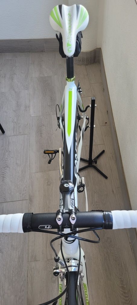 Rower szosowy Cannondale 8 - 56