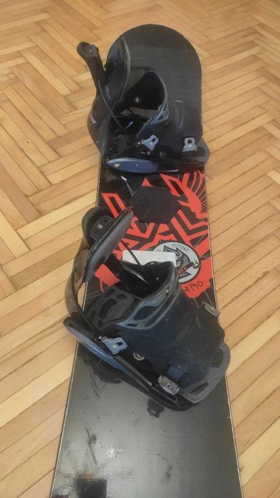 Сноуборд Nitro 149 см + кріплення Flow L